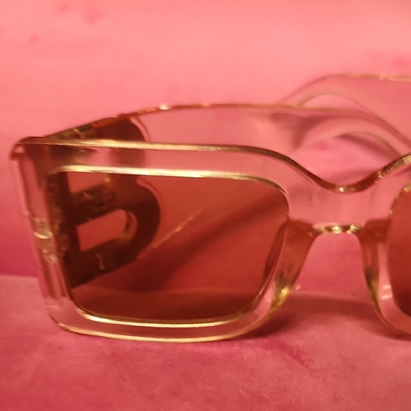Balenciaga lookTransparent Sunglasses - Picture 3 of 8